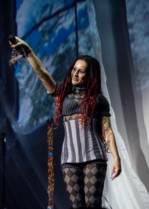 Absolutely performing live at The O2 Arena, London, 26 February 2026 Absolutely performing live at The O2 Arena, London, 26 February 2026 Absolutely (Abby-Lynn Keen) is a British singer-songwriter. Formerly known as à B, she is currently signed to S10 Entertainment and Epic Records. In addition to her work behind the scenes for other artists, Keen is also a solo artist blending R&B, pop, and EDM. Her debut album Cerebrum was released in 23., Credit:Dafydd Owen Avalon United Kingdom, London Copyright: xDafyddxOwenx xAvalonx 1078566236
