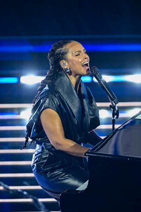 76th Italian Song Festival of Sanremo 3rd Evening Teatro Ariston - Sanremo, Italy Alicia Keys 76th Italian Song Festival of Sanremo 3rd Evening Teatro Ariston - Sanremo, Italy 26th February 2026 SGPItalia id 134399_050 Not Exclusive  Copyright: xAlfonsoxCatalano SGPx