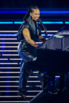 76th Italian Song Festival of Sanremo 3rd Evening Teatro Ariston - Sanremo, Italy Alicia Keys 76th Italian Song Festival of Sanremo 3rd Evening Teatro Ariston - Sanremo, Italy 26th February 2026 SGPItalia id 134399_050 Not Exclusive  Copyright: xAlfonsoxCatalano SGPx