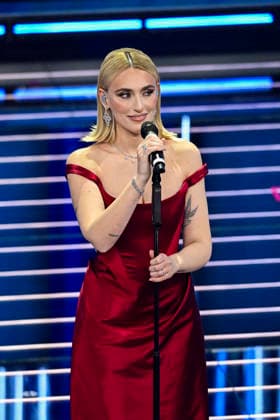 76th Italian Song Festival of Sanremo 3rd Evening Teatro Ariston - Sanremo, Italy Mara Sattei 76th Italian Song Festival of Sanremo 3rd Evening Teatro Ariston - Sanremo, Italy 26th February 2026 SGPItalia id 134399_050 Not Exclusive  Copyright: xAlfonsoxCatalano SGPx