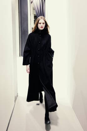 Milano Fashion Week - Women F W 26-27 Emporio Armani Men and Women Fashion Show Backstage Milan, Italy Milano Fashion Week - Women F W 26-27 Emporio Armani Men and Women Fashion Show Backstage Milan, Italy 26th February 2026 SGPItalia id 134511_004 * Not Exclusive  Copyright: xStefanoxGuindani SGPx