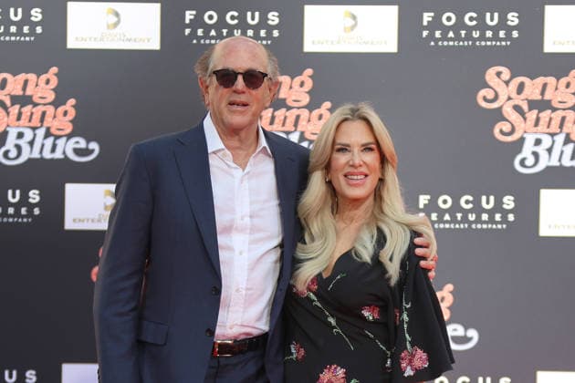 February 26, 2026, Los Angeles, California, USA: John Davis, Ellen K at a ceremony honoring producer John Davis with hand and foot prints at the TCL Chinese Theatre IMAX. Los Angeles USA - ZUMAg107 20260226_zep_g107_032 Copyright: xNinaxPrommerx
