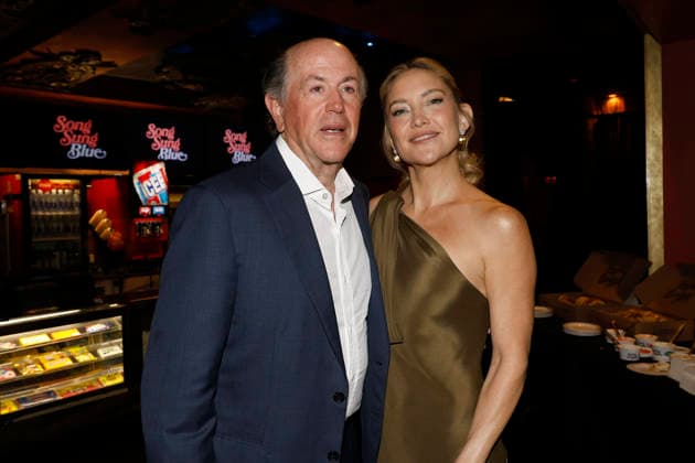February 26, 2026, Los Angeles, California, USA: John Davis, Kate Hudson at a ceremony honoring producer John Davis with hand and foot prints at the TCL Chinese Theatre IMAX. Los Angeles USA - ZUMAg107 20260226_zep_g107_041 Copyright: xNinaxPrommerx