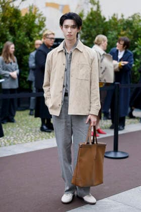Tod’s - Photocall - Milan Fashion Week - Womenswear Fall Winter 2026 2027 MILAN, ITALY - FEBRUARY 27: Pooh Krittin poses before the runway of Tod’s show during the Milan Fashion Week - Womenswear Fall Winter 2026 2027 on February 27, 2026 in Milan, Italy. Photo by Marco Piovanotto Abacapress.com  Copyright: xPiovanottoxMarco ABACAx
