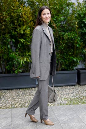 Tod’s - Photocall - Milan Fashion Week - Womenswear Fall Winter 2026 2027 MILAN, ITALY - FEBRUARY 27: Alex Riviere poses before the runway of Tod’s show during the Milan Fashion Week - Womenswear Fall Winter 2026 2027 on February 27, 2026 in Milan, Italy. Photo by Marco Piovanotto Abacapress.com  Copyright: xPiovanottoxMarco ABACAx