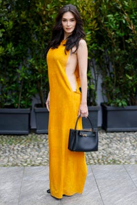 Tod’s - Photocall - Milan Fashion Week - Womenswear Fall Winter 2026 2027 MILAN, ITALY - FEBRUARY 27: Pia Wurtzbach poses before the runway of Tod’s show during the Milan Fashion Week - Womenswear Fall Winter 2026 2027 on February 27, 2026 in Milan, Italy. Photo by Marco Piovanotto Abacapress.com  Copyright: xPiovanottoxMarco ABACAx