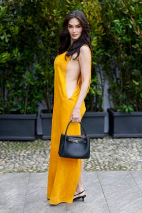 Tod’s - Photocall - Milan Fashion Week - Womenswear Fall Winter 2026 2027 MILAN, ITALY - FEBRUARY 27: Pia Wurtzbach poses before the runway of Tod’s show during the Milan Fashion Week - Womenswear Fall Winter 2026 2027 on February 27, 2026 in Milan, Italy. Photo by Marco Piovanotto Abacapress.com  Copyright: xPiovanottoxMarco ABACAx