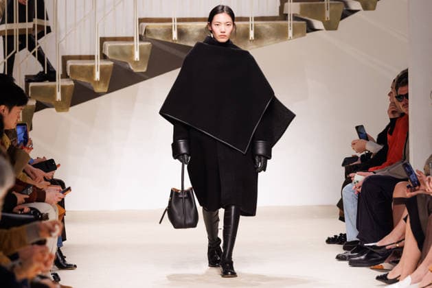 News - Tod s - Runway - Milan Fashion Week - Womenswear Fall Winter 2026 2027 A model walks the runway at the Tod s fashion show during the Milan Fashion Week - Womenswear Fall Winter 2026 2027 on February 27, 2026 in Milan, Italy. Photo: Cinzia Camela. Milan PAC Italy Copyright: xCinziaxCamelax xLiveMediax LPN_2317624