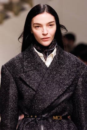 News - Tod s - Runway - Milan Fashion Week - Womenswear Fall Winter 2026 2027 Mariacarla Boscono walks the runway at the Tod s fashion show during the Milan Fashion Week - Womenswear Fall Winter 2026 2027 on February 27, 2026 in Milan, Italy. Photo: Cinzia Camela. Milan PAC Italy Copyright: xCinziaxCamelax xLiveMediax LPN_2317626