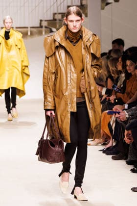 News - Tod s - Runway - Milan Fashion Week - Womenswear Fall Winter 2026 2027 A model walks the runway at the Tod s fashion show during the Milan Fashion Week - Womenswear Fall Winter 2026 2027 on February 27, 2026 in Milan, Italy. Photo: Cinzia Camela. Milan PAC Italy Copyright: xCinziaxCamelax xLiveMediax LPN_2317647