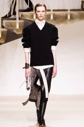 News - Tod s - Runway - Milan Fashion Week - Womenswear Fall Winter 2026 2027 A model walks the runway at the Tod s fashion show during the Milan Fashion Week - Womenswear Fall Winter 2026 2027 on February 27, 2026 in Milan, Italy. Photo: Cinzia Camela. Milan PAC Italy Copyright: xCinziaxCamelax xLiveMediax LPN_2317694