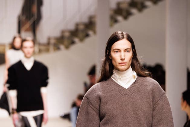 News - Tod s - Runway - Milan Fashion Week - Womenswear Fall Winter 2026 2027 A model walks the runway at the Tod s fashion show during the Milan Fashion Week - Womenswear Fall Winter 2026 2027 on February 27, 2026 in Milan, Italy. Photo: Cinzia Camela. Milan PAC Italy Copyright: xCinziaxCamelax xLiveMediax LPN_2317706