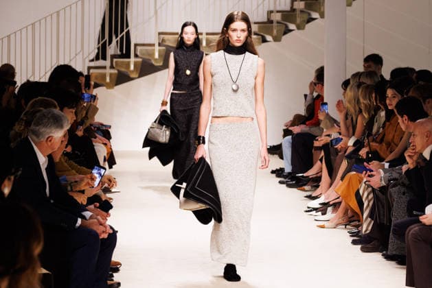 News - Tod s - Runway - Milan Fashion Week - Womenswear Fall Winter 2026 2027 A model walks the runway at the Tod s fashion show during the Milan Fashion Week - Womenswear Fall Winter 2026 2027 on February 27, 2026 in Milan, Italy. Photo: Cinzia Camela. Milan PAC Italy Copyright: xCinziaxCamelax xLiveMediax LPN_2317713