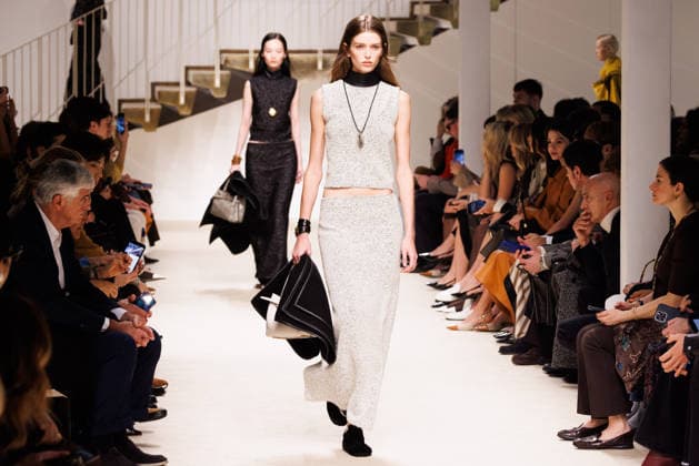 News - Tod s - Runway - Milan Fashion Week - Womenswear Fall Winter 2026 2027 A model walks the runway at the Tod s fashion show during the Milan Fashion Week - Womenswear Fall Winter 2026 2027 on February 27, 2026 in Milan, Italy. Photo: Cinzia Camela. Milan PAC Italy Copyright: xCinziaxCamelax xLiveMediax LPN_2317717