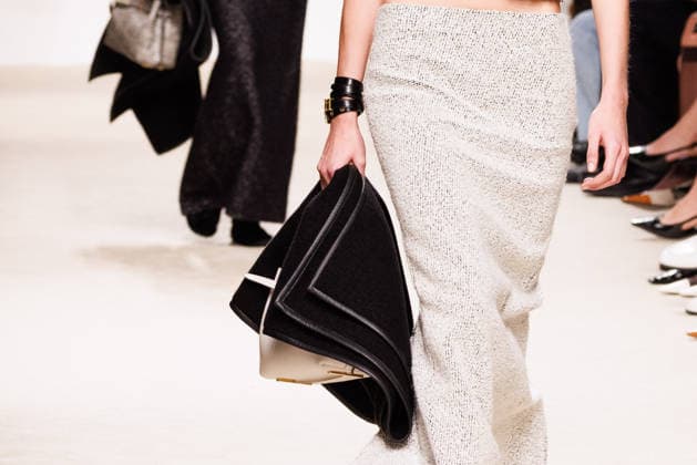 News - Tod s - Runway - Milan Fashion Week - Womenswear Fall Winter 2026 2027 A model (detail) walks the runway at the Tod s fashion show during the Milan Fashion Week - Womenswear Fall Winter 2026 2027 on February 27, 2026 in Milan, Italy. Photo: Cinzia Camela. Milan PAC Italy Copyright: xCinziaxCamelax xLiveMediax LPN_2317718