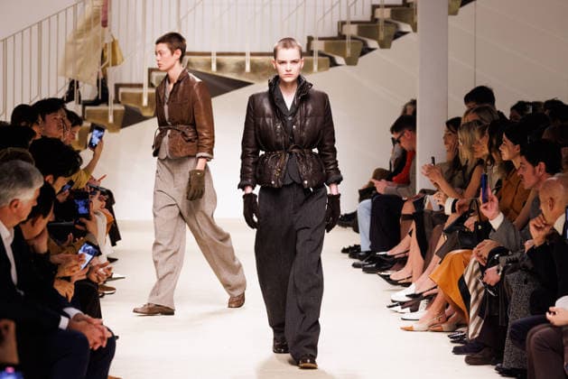 News - Tod s - Runway - Milan Fashion Week - Womenswear Fall Winter 2026 2027 A model walks the runway at the Tod s fashion show during the Milan Fashion Week - Womenswear Fall Winter 2026 2027 on February 27, 2026 in Milan, Italy. Photo: Cinzia Camela. Milan PAC Italy Copyright: xCinziaxCamelax xLiveMediax LPN_2317745