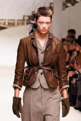 News - Tod s - Runway - Milan Fashion Week - Womenswear Fall Winter 2026 2027 A model walks the runway at the Tod s fashion show during the Milan Fashion Week - Womenswear Fall Winter 2026 2027 on February 27, 2026 in Milan, Italy. Photo: Cinzia Camela. Milan PAC Italy Copyright: xCinziaxCamelax xLiveMediax LPN_2317763