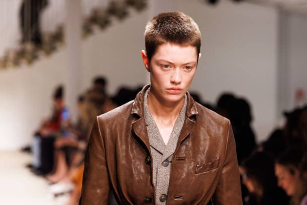 News - Tod s - Runway - Milan Fashion Week - Womenswear Fall Winter 2026 2027 A model walks the runway at the Tod s fashion show during the Milan Fashion Week - Womenswear Fall Winter 2026 2027 on February 27, 2026 in Milan, Italy. Photo: Cinzia Camela. Milan PAC Italy Copyright: xCinziaxCamelax xLiveMediax LPN_2317765