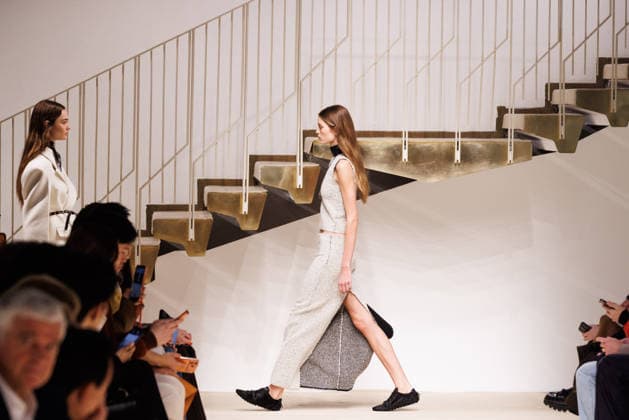 News - Tod s - Runway - Milan Fashion Week - Womenswear Fall Winter 2026 2027 A model walks the runway at the Tod s fashion show during the Milan Fashion Week - Womenswear Fall Winter 2026 2027 on February 27, 2026 in Milan, Italy. Photo: Cinzia Camela. Milan PAC Italy Copyright: xCinziaxCamelax xLiveMediax LPN_2317784