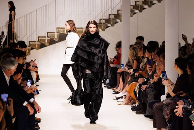 News - Tod s - Runway - Milan Fashion Week - Womenswear Fall Winter 2026 2027 A model walks the runway at the Tod s fashion show during the Milan Fashion Week - Womenswear Fall Winter 2026 2027 on February 27, 2026 in Milan, Italy. Photo: Cinzia Camela. Milan PAC Italy Copyright: xCinziaxCamelax xLiveMediax LPN_2317789