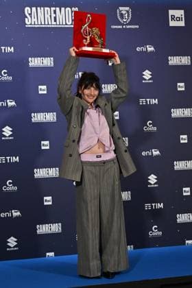 Photo IPP Felice De Martino Sanremo 27 02 2026 76th Italian Song Festival In the photo the singer Angelica Bove winner of the Critics Prize Mia Martini Italy Photo Press World Copyright