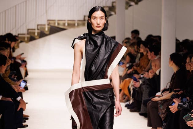 News - Tod s - Runway - Milan Fashion Week - Womenswear Fall Winter 2026 2027 A model walks the runway at the Tod s fashion show during the Milan Fashion Week - Womenswear Fall Winter 2026 2027 on February 27, 2026 in Milan, Italy. Photo: Cinzia Camela. Milan PAC Italy Copyright: xCinziaxCamelax xLiveMediax LPN_2317998