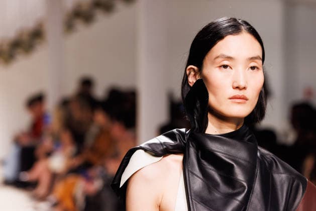 News - Tod s - Runway - Milan Fashion Week - Womenswear Fall Winter 2026 2027 A model walks the runway at the Tod s fashion show during the Milan Fashion Week - Womenswear Fall Winter 2026 2027 on February 27, 2026 in Milan, Italy. Photo: Cinzia Camela. Milan PAC Italy Copyright: xCinziaxCamelax xLiveMediax LPN_2318000