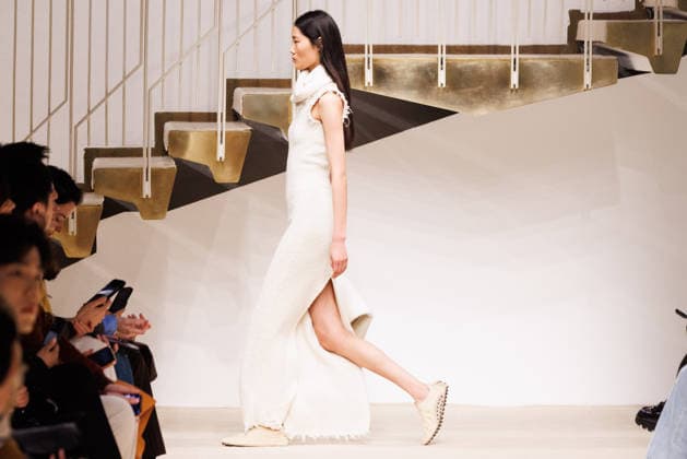 News - Tod s - Runway - Milan Fashion Week - Womenswear Fall Winter 2026 2027 A model walks the runway at the Tod s fashion show during the Milan Fashion Week - Womenswear Fall Winter 2026 2027 on February 27, 2026 in Milan, Italy. Photo: Cinzia Camela. Milan PAC Italy Copyright: xCinziaxCamelax xLiveMediax LPN_2318002