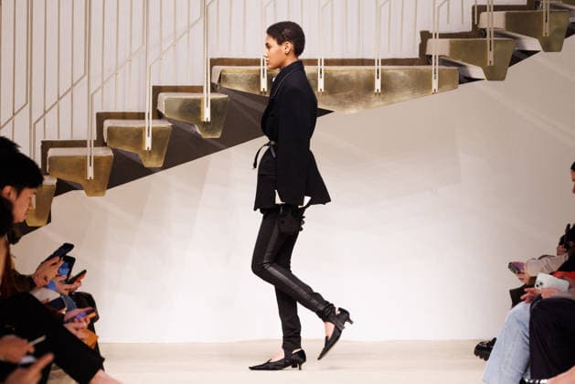 News - Tod s - Runway - Milan Fashion Week - Womenswear Fall Winter 2026 2027 A model walks the runway at the Tod s fashion show during the Milan Fashion Week - Womenswear Fall Winter 2026 2027 on February 27, 2026 in Milan, Italy. Photo: Cinzia Camela. Milan PAC Italy Copyright: xCinziaxCamelax xLiveMediax LPN_2318005
