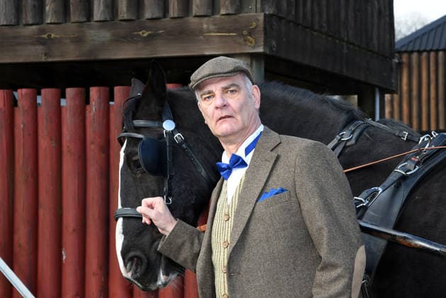 Heinrich Schafmeister is the new guest star of this years Karl May Festival At todays performance on February 27, 2026 in the Kalkberg Arena in Bad Segeberg, the popular TV star showed up in his original role outfit From June 2