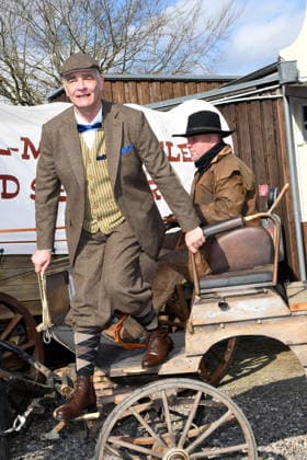 Heinrich Schafmeister is the new guest star of this years Karl May Festival At todays performance on February 27, 2026 in the Kalkberg Arena in Bad Segeberg, the popular TV star showed up in his original role outfit From June 2