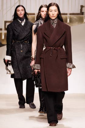 News - Tod s - Runway - Milan Fashion Week - Womenswear Fall Winter 2026 2027 A model walks the runway at the Tod s fashion show during the Milan Fashion Week - Womenswear Fall Winter 2026 2027 on February 27, 2026 in Milan, Italy. Photo: Cinzia Camela. Milan PAC Italy Copyright: xCinziaxCamelax xLiveMediax LPN_2318015
