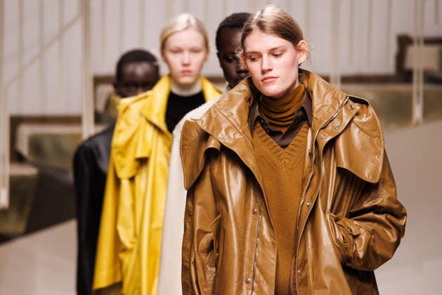 News - Tod s - Runway - Milan Fashion Week - Womenswear Fall Winter 2026 2027 A model walks the runway at the Tod s fashion show during the Milan Fashion Week - Womenswear Fall Winter 2026 2027 on February 27, 2026 in Milan, Italy. Photo: Cinzia Camela. Milan PAC Italy Copyright: xCinziaxCamelax xLiveMediax LPN_2318018