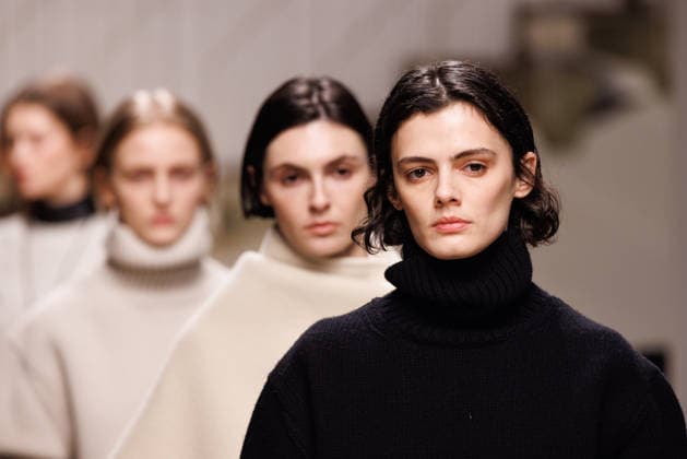 News - Tod s - Runway - Milan Fashion Week - Womenswear Fall Winter 2026 2027 A model walks the runway at the Tod s fashion show during the Milan Fashion Week - Womenswear Fall Winter 2026 2027 on February 27, 2026 in Milan, Italy. Photo: Cinzia Camela. Milan PAC Italy Copyright: xCinziaxCamelax xLiveMediax LPN_2318026