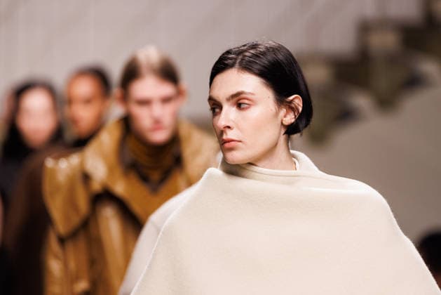 News - Tod s - Runway - Milan Fashion Week - Womenswear Fall Winter 2026 2027 A model walks the runway at the Tod s fashion show during the Milan Fashion Week - Womenswear Fall Winter 2026 2027 on February 27, 2026 in Milan, Italy. Photo: Cinzia Camela. Milan PAC Italy Copyright: xCinziaxCamelax xLiveMediax LPN_2318027