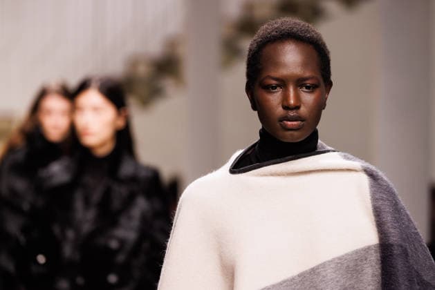 News - Tod s - Runway - Milan Fashion Week - Womenswear Fall Winter 2026 2027 A model walks the runway at the Tod s fashion show during the Milan Fashion Week - Womenswear Fall Winter 2026 2027 on February 27, 2026 in Milan, Italy. Photo: Cinzia Camela. Milan PAC Italy Copyright: xCinziaxCamelax xLiveMediax LPN_2318037