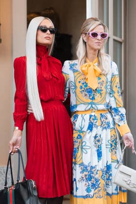 Paris Hilton et sa soeur Nicky Hilton, avant le défilé Gucci, lors de la Fashion Week de Milan MLFW , le 27 février 2026 Tiziano Da Silva Bestimage Paris Hilton and her sister Nicky Hilton, before the Gucci show, during Milan Fashion Week MLFW , on February 27, 2026 Milan Italy  Copyright: xTizianoxDaxSilvax xBestimagexTizianoxDaxSilvax xBestimagex