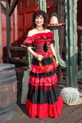 Isabel Varell plays the spirited Senorita Miranda Three celebrities In the Valley of Death Florian Fitz, Isabel Varell and Heinrich Schafmeister are the guest stars in the 2026 season of the Karl May Games in Bad Segeberg, photo session on 27 2 2026 in the Indian Village, open-air theater Bad Segeberg, Schleswig Holstein