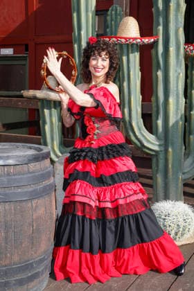 Isabel Varell plays the spirited Senorita Miranda Three celebrities In the Valley of Death Florian Fitz, Isabel Varell and Heinrich Schafmeister are the guest stars in the 2026 season of the Karl May Games in Bad Segeberg, photo session on 27 2 2026 in the Indian Village, open-air theater Bad Segeberg, Schleswig Holstein