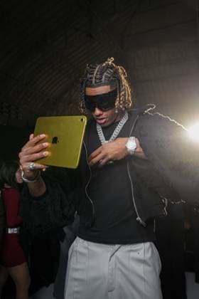 Milan, Milan Women s Fashion Week: Fall Winter 2026 27 - Women s Fashion, Fall Winter 2026 27 - GCDS fashion show - front raw in the photo: guest  Copyright: xRiccardoxGiordanox xipa-agency.netx xRiccardoxGIordanox IPA_Agency_IPA72122885