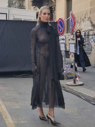 Milan, Milan Women s Fashion Week Fall Winter 2026 27 - Women s Fashion, Fall Winter 2026 27 - Blumarine fashion show - arrivals In the photo: Guest  Copyright: xLucaxPontix xipa-agency.netx xx IPA_Agency_IPA72127339