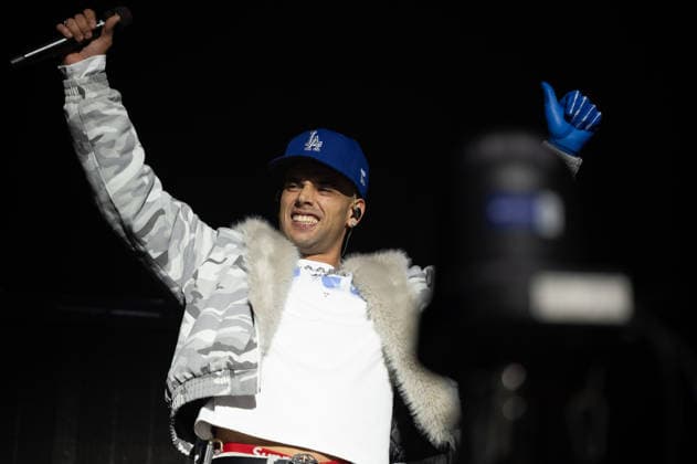 Fernando Costa Concert In Madrid - 27 Feb 2026 the artist Fernando Costa performs during a performance at the Movistar Arena Madrid Spain Copyright: xAtilanoxGarciax xSOPAxImagesx photos06771