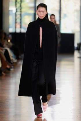 SA SU PHI - runway - Milan Fashion Week - Womenswear Fall Winter 2026 2027 MILAN, ITALY - FEBRUARY 27: a model walks the runway of Sa Su Phi fashion show during the Milan Fashion Week - Womenswear Fall Winter 2026 2027 on February 27, 2026 in Milan, Italy. Photo by Marco Piovanotto Abacapress.com  Copyright: xPiovanottoxMarco ABACAx