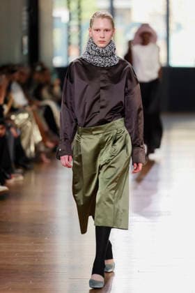 SA SU PHI - runway - Milan Fashion Week - Womenswear Fall Winter 2026 2027 MILAN, ITALY - FEBRUARY 27: a model walks the runway of Sa Su Phi fashion show during the Milan Fashion Week - Womenswear Fall Winter 2026 2027 on February 27, 2026 in Milan, Italy. Photo by Marco Piovanotto Abacapress.com  Copyright: xPiovanottoxMarco ABACAx