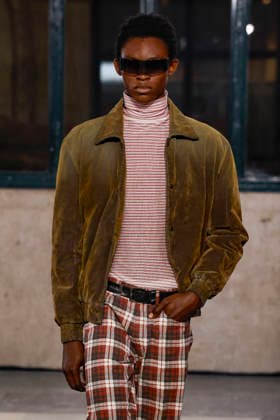 MM6 Maison Margiela Fashion Show Ready to Wear Collection Fall Winter 2026 2027 at Milan Fashion Week MLFW, on February 27th, 2026 MM6 Maison Margiela Fashion Show Ready to Wear Collection Fall Winter 2026 2027 at Milan Fashion Week, on February 27th, 2026 Milan Italy  Copyright: xAgencex xBestimagexAgencex xBestimagex