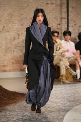 Milano Fashion Week - Women F W 26-27 Moschino fashion show Catwalk Milan, Italy Milano Fashion Week - Women F W 26-27 Moschino fashion show Catwalk Milan, Italy 27th February 2026 SGPItalia id 134549_002 * Not Exclusive  Copyright: xMarcoxErbax
