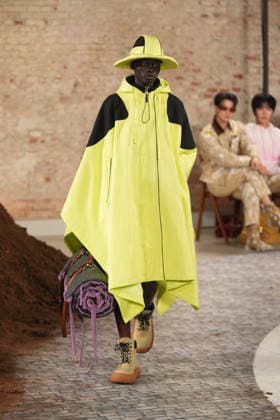 Milano Fashion Week - Women F W 26-27 Moschino fashion show Catwalk Milan, Italy Milano Fashion Week - Women F W 26-27 Moschino fashion show Catwalk Milan, Italy 27th February 2026 SGPItalia id 134549_002 * Not Exclusive  Copyright: xMarcoxErbax