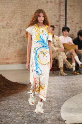 Milano Fashion Week - Women F W 26-27 Moschino fashion show Catwalk Milan, Italy Milano Fashion Week - Women F W 26-27 Moschino fashion show Catwalk Milan, Italy 27th February 2026 SGPItalia id 134549_002 * Not Exclusive  Copyright: xMarcoxErbax