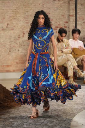 Milano Fashion Week - Women F W 26-27 Moschino fashion show Catwalk Milan, Italy Milano Fashion Week - Women F W 26-27 Moschino fashion show Catwalk Milan, Italy 27th February 2026 SGPItalia id 134549_002 * Not Exclusive  Copyright: xMarcoxErbax