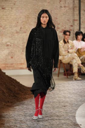 Milano Fashion Week - Women F W 26-27 Moschino fashion show Catwalk Milan, Italy Milano Fashion Week - Women F W 26-27 Moschino fashion show Catwalk Milan, Italy 27th February 2026 SGPItalia id 134549_002 * Not Exclusive  Copyright: xMarcoxErbax
